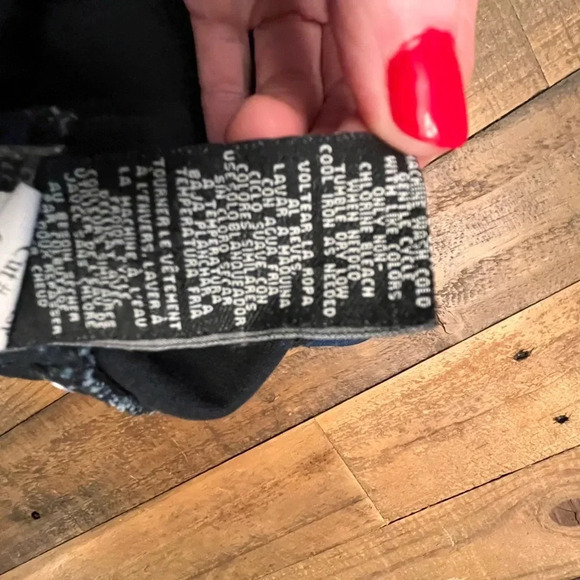 1822 Shorts - Size 8 - Picture 6 of 6